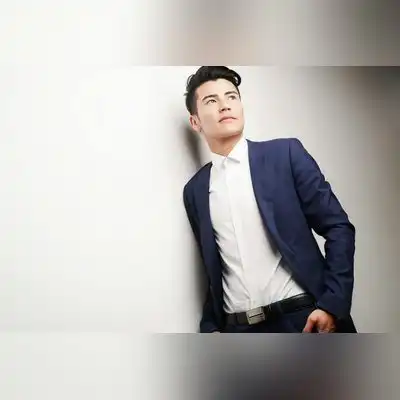 康雅雯